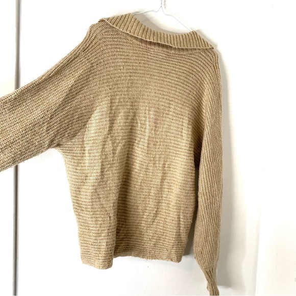 cupcakes and cashmere Oversized Neutral Knit V-Neck Sweater - Picture 6 of 8